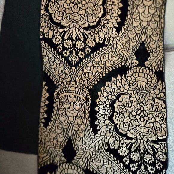 Dana Herbert Black and Gold Floral Medallion Scarf - Picture 4 of 6